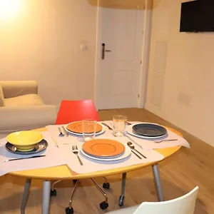 apartamentos-santa-cruz-centro.es-andalucia.com/